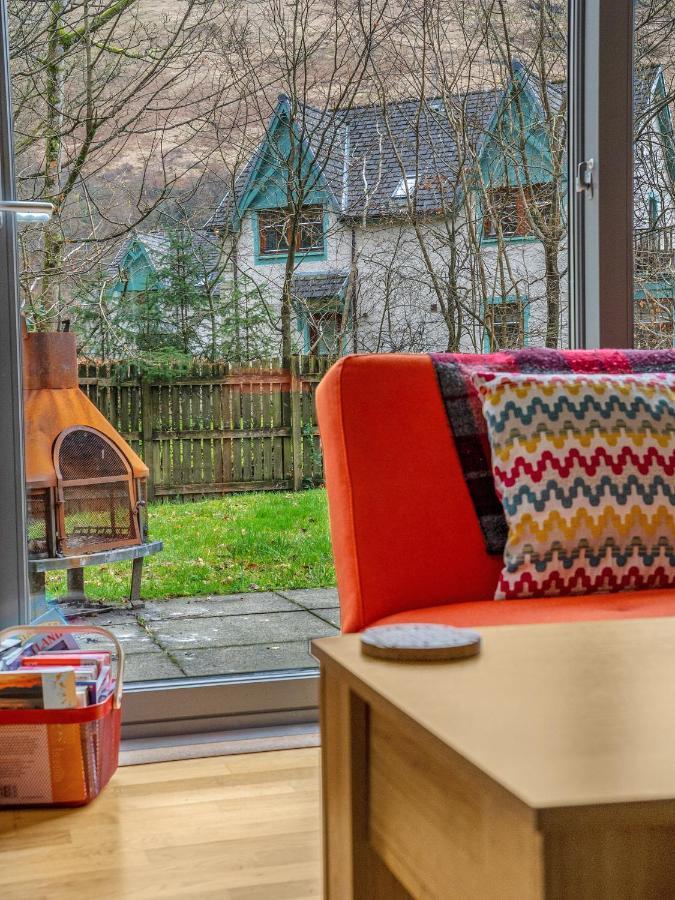 Cheerful Stays: 4 Bedroom Cottage In Arrochar Exterior photo